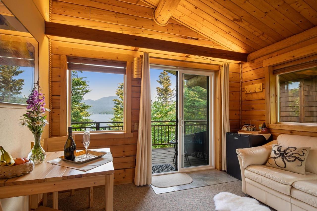 Stillpoint Lodge - All-Inclusive Halibut Cove Экстерьер фото